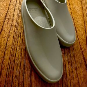 Fear of God California, Cement Colorway